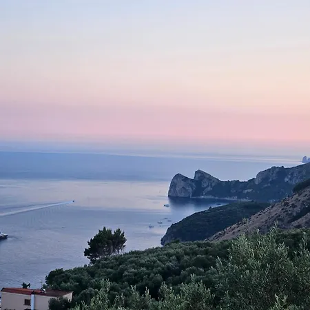 Dequinz Luxury With Infinity Pool & Sea View