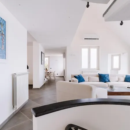 Dequinz Luxury With Infinity Pool & Sea View Villa Massa Lubrense