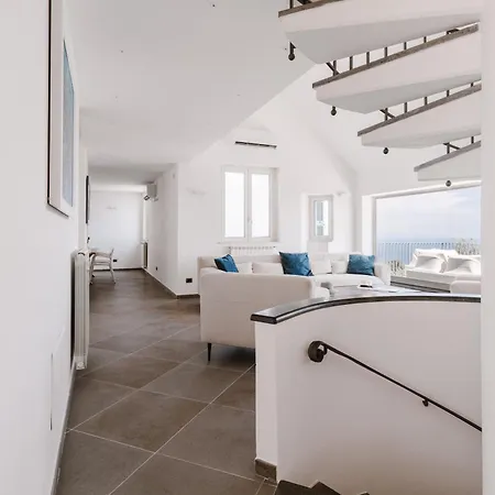 Villa Dequinz Luxury With Infinity Pool & Sea View Massa Lubrense